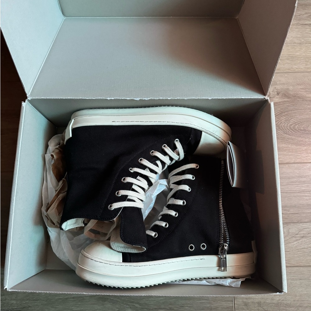 Drkshdw Ramones
